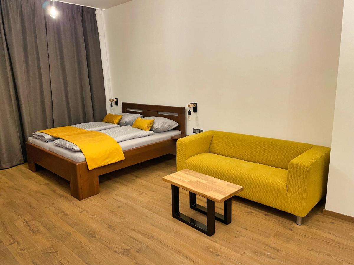 Apartment Elinel Žilina Exteriör bild