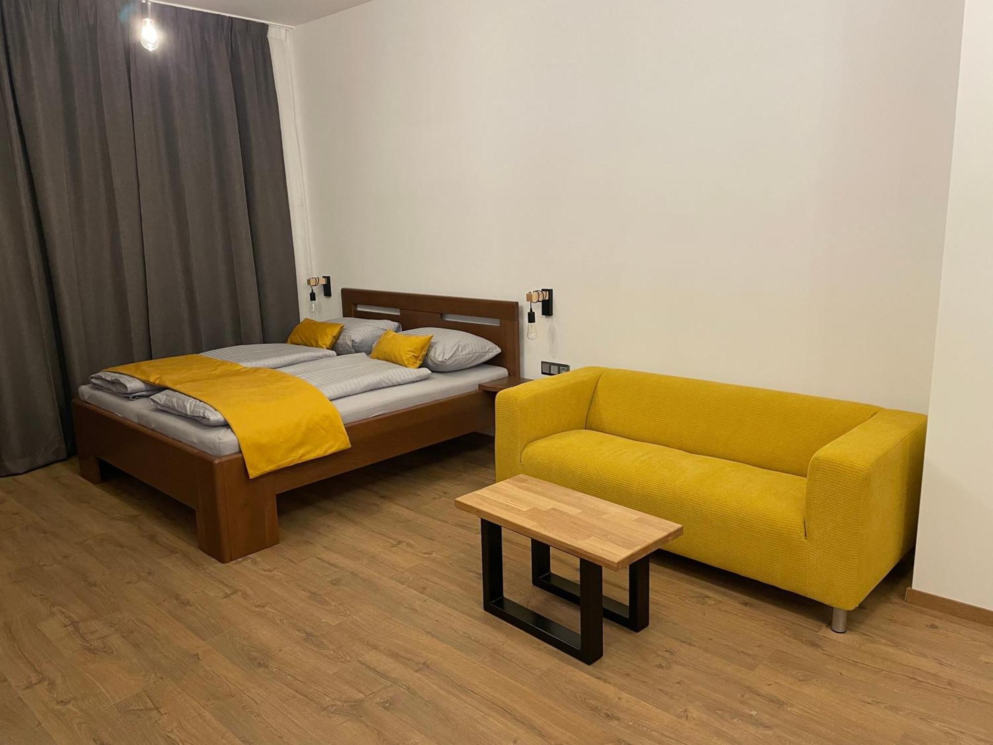 Apartment Elinel Žilina Exteriör bild