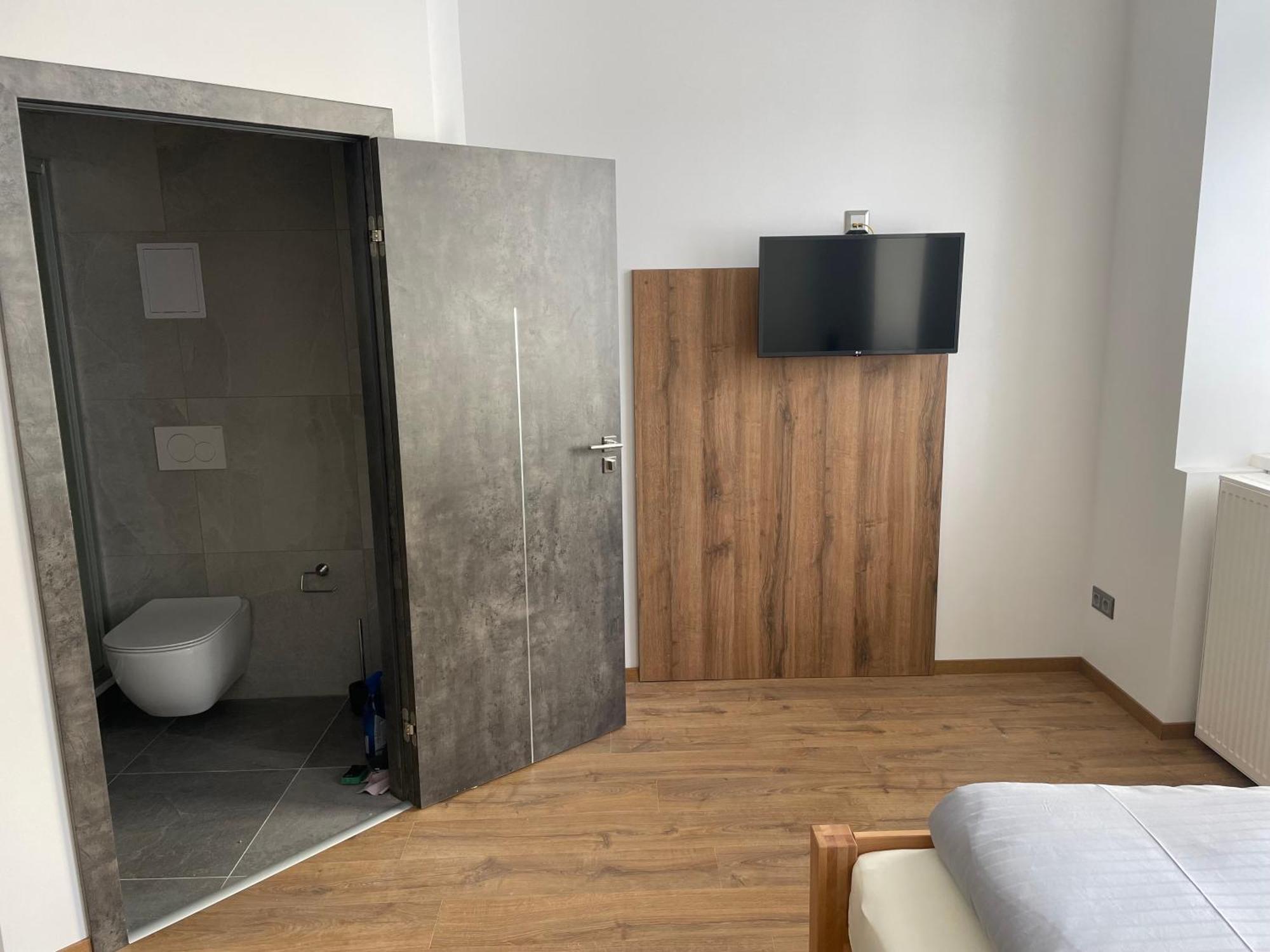 Apartment Elinel Žilina Exteriör bild