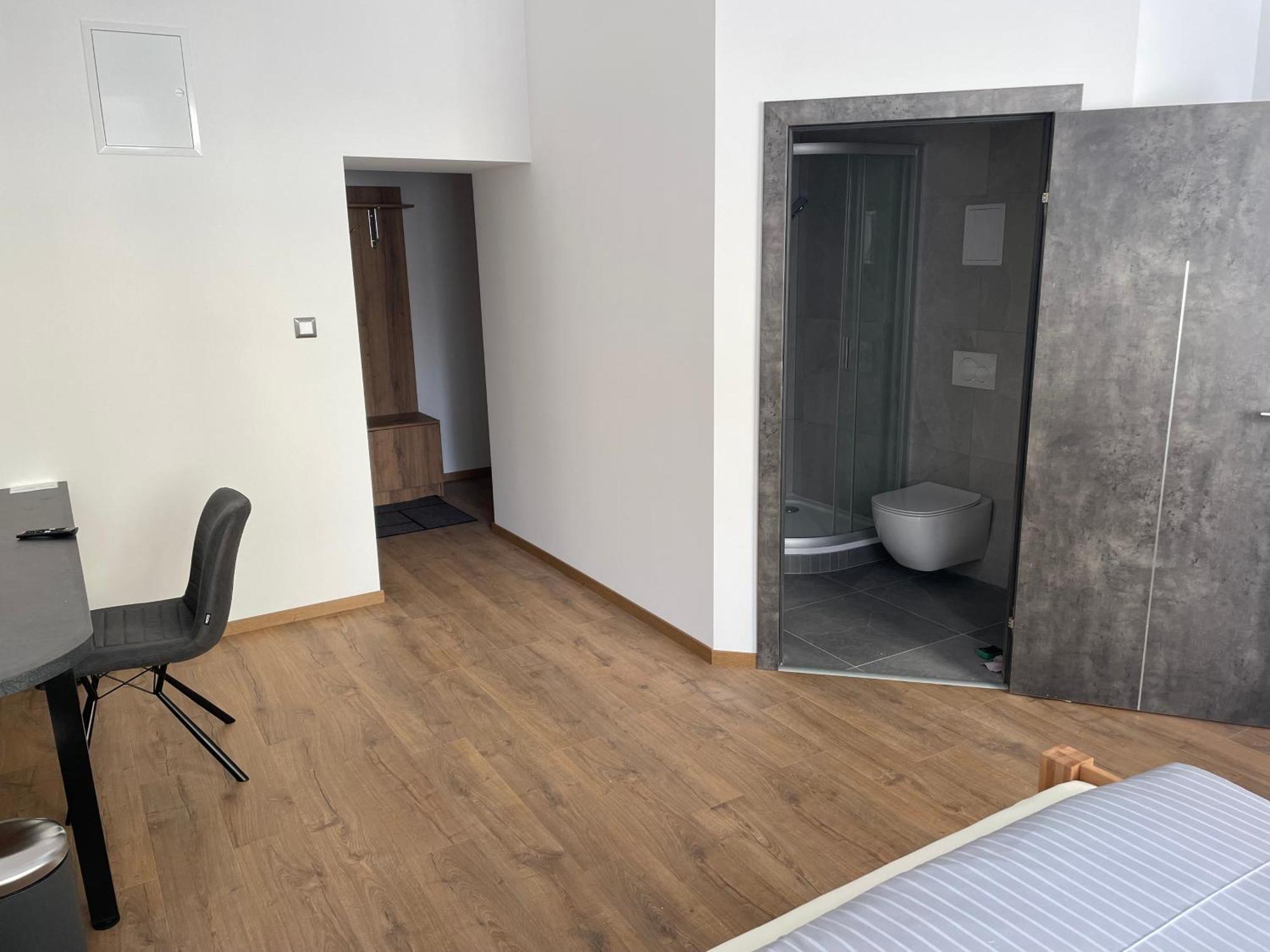 Apartment Elinel Žilina Exteriör bild